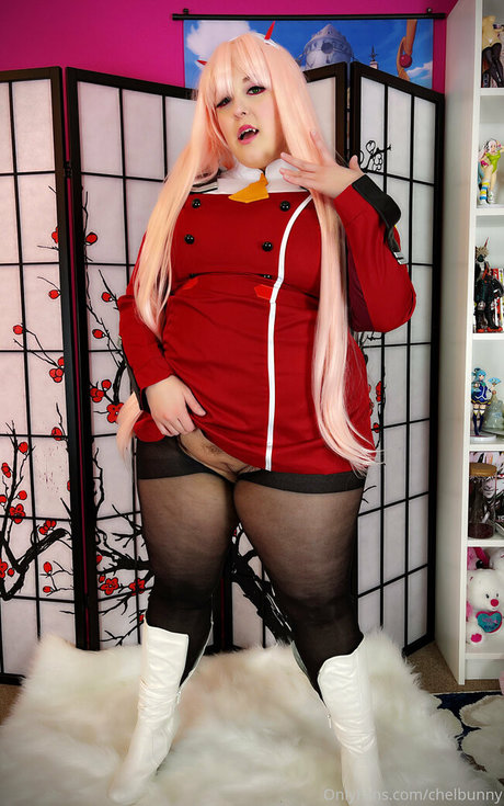 Naakte gelekte OnlyFans-foto van Chelbunny