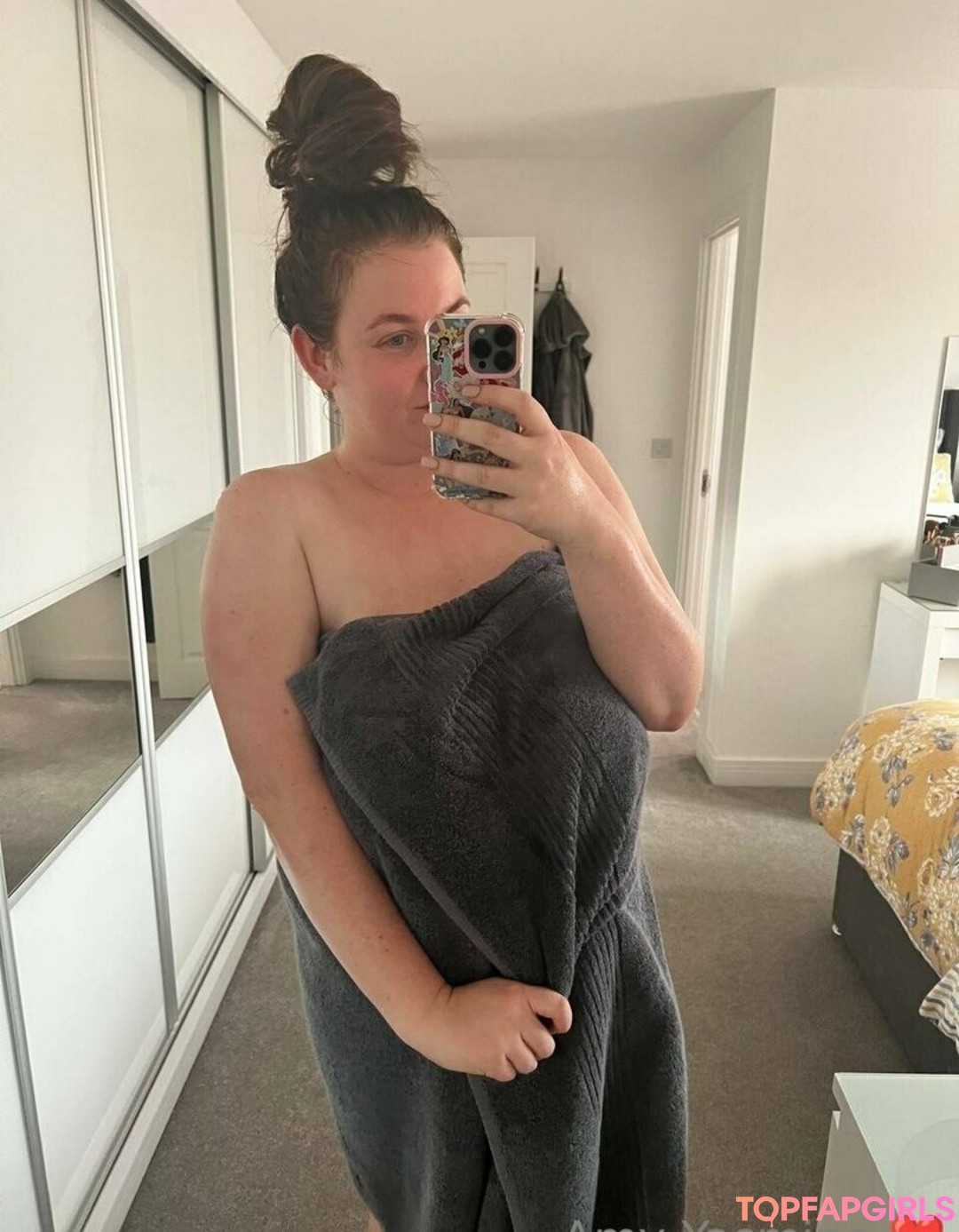 Naakte gelekte OnlyFans-foto van Amyyasmine #1307