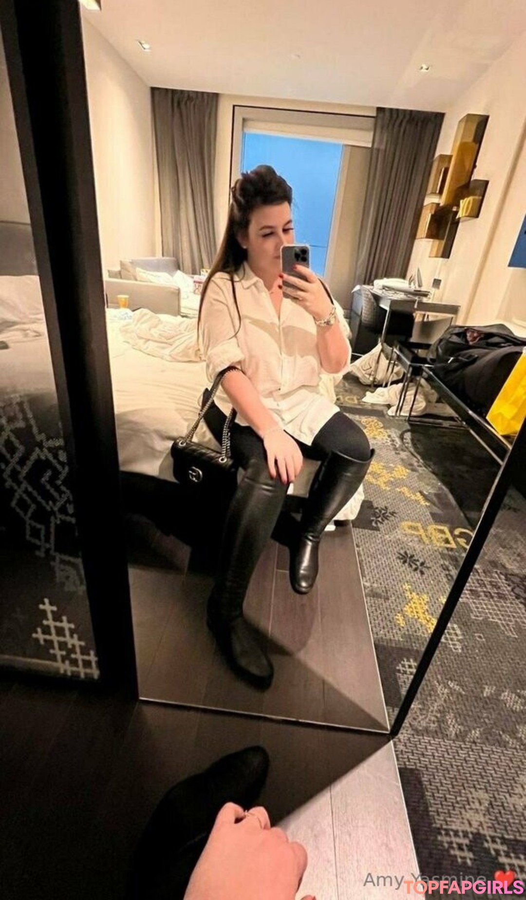 Naakte gelekte OnlyFans-foto van Amyyasmine #1510