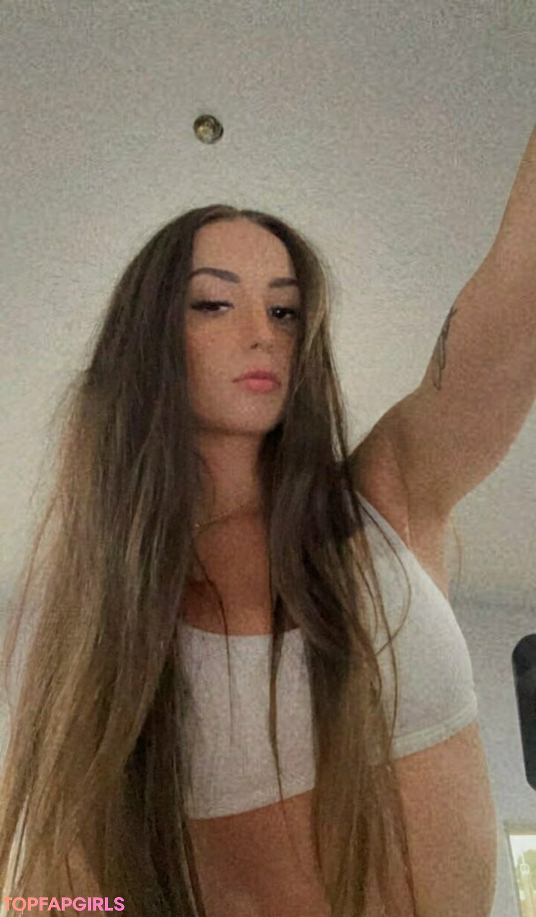 Naakte gelekte OnlyFans-foto van Senioryear #1041