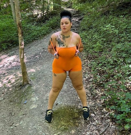 Naakte gelekte OnlyFans-foto van Iwantkikilee
