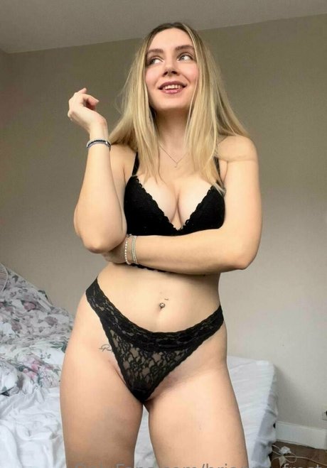 Naakte gelekte OnlyFans-foto van Juicylust