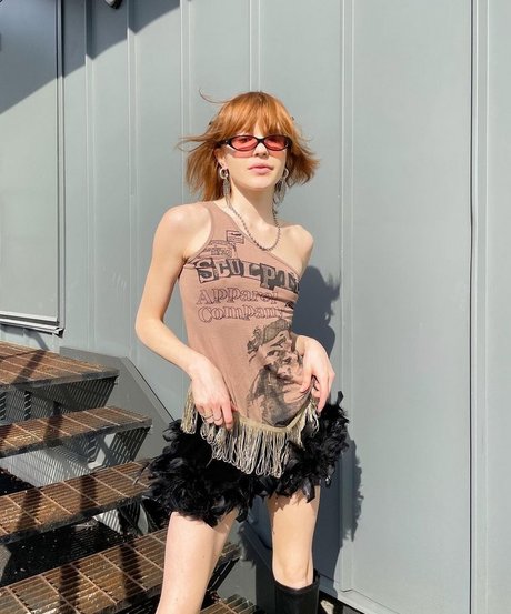 Naakte gelekte OnlyFans-foto van Riley Rodriguez