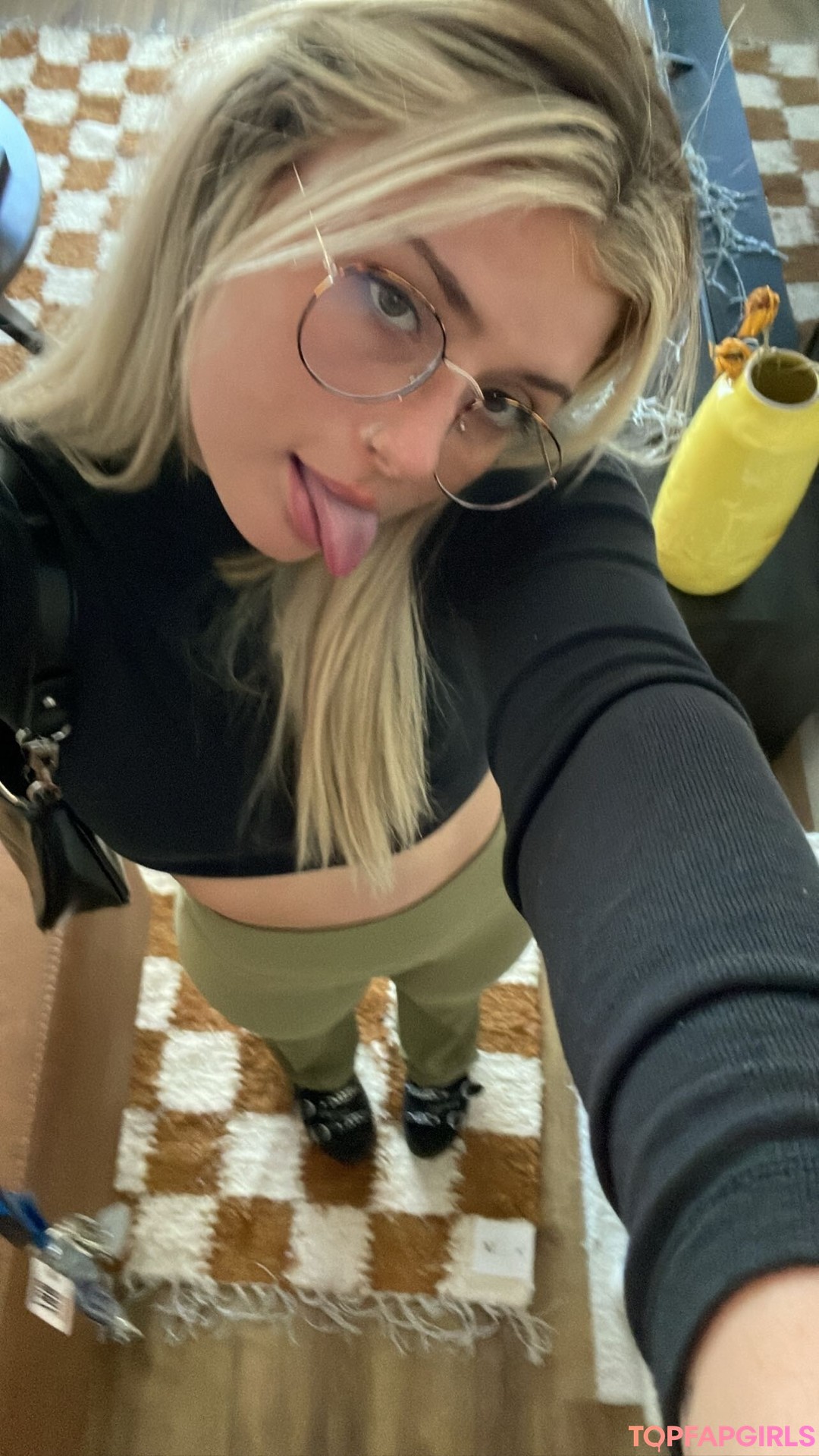 Naakte gelekte OnlyFans-foto van Faith Ordway #1347