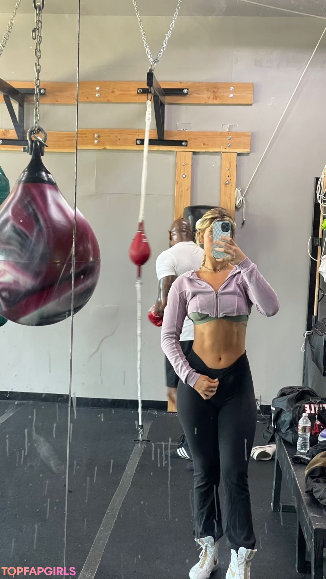 Naakte gelekte OnlyFans-foto van Faith Ordway #1452