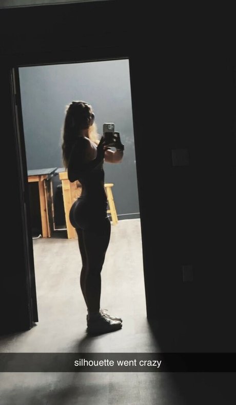 Naakte gelekte OnlyFans-foto van Faith Ordway