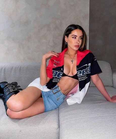 Naakte gelekte OnlyFans-foto van Lacey Montgomery