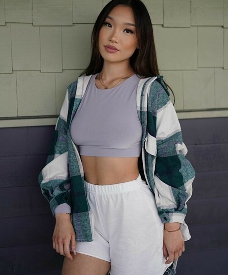 Naakte gelekte OnlyFans-foto van Shallyzsa