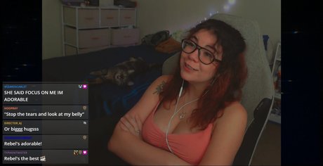 Naakte gelekte OnlyFans-foto van Tiffany Lockheart