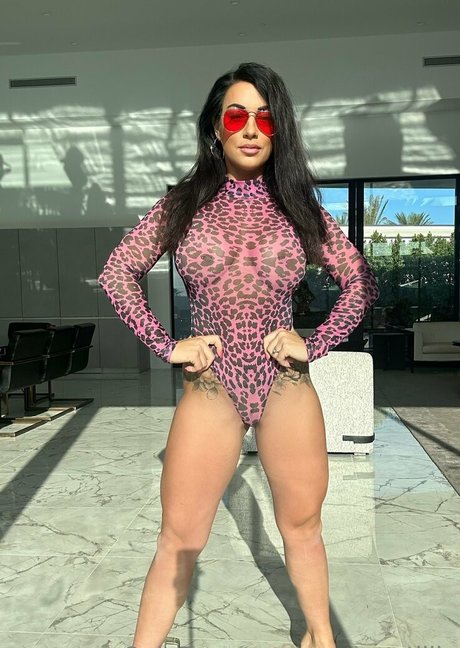 Naakte gelekte OnlyFans-foto van Courtneytillia