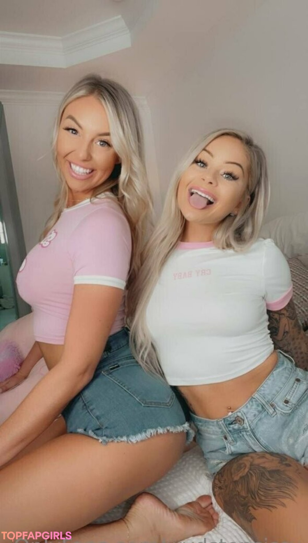Naakte gelekte OnlyFans-foto van Wydstepsissy #1028