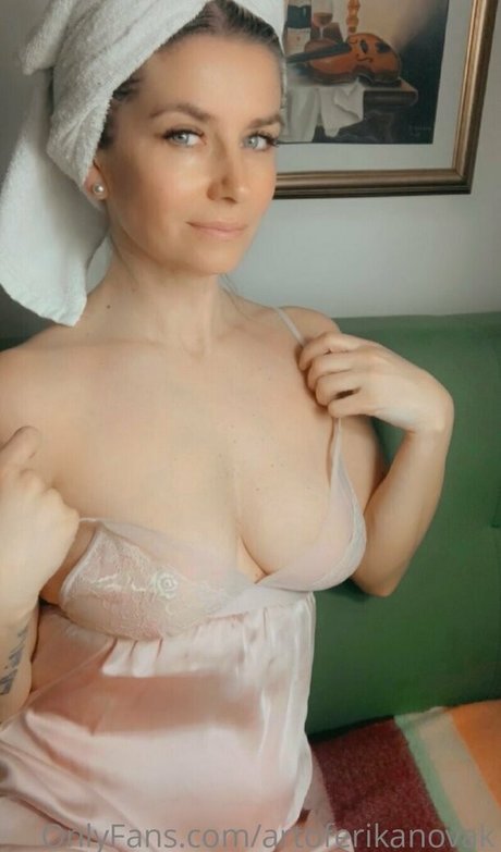 Naakte gelekte OnlyFans-foto van Badery