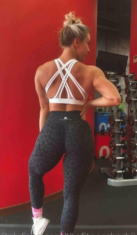 Thefitnessbarbiie