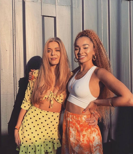 Ella Eyre