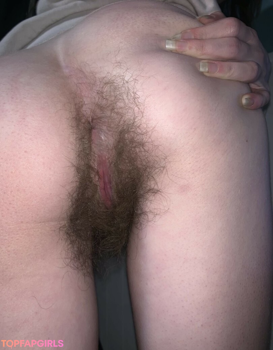 Naakte gelekte OnlyFans-foto van Hairy Women #1186