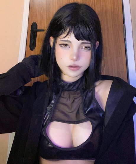 Naakte gelekte OnlyFans-foto van Vampcar
