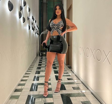 Naakte gelekte OnlyFans-foto van Claudia Mustelier
