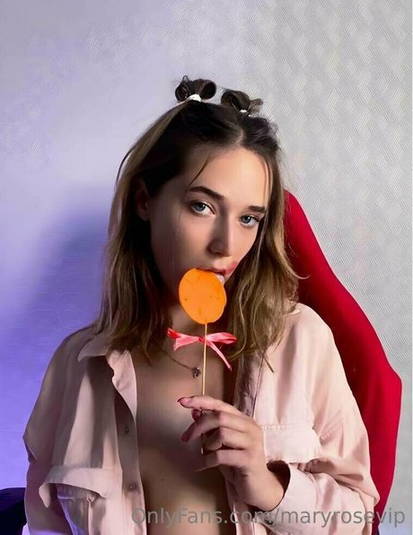 Naakte gelekte OnlyFans-foto van Maryrosevip