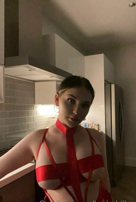 Naakte gelekte OnlyFans-foto van Taylerhillss