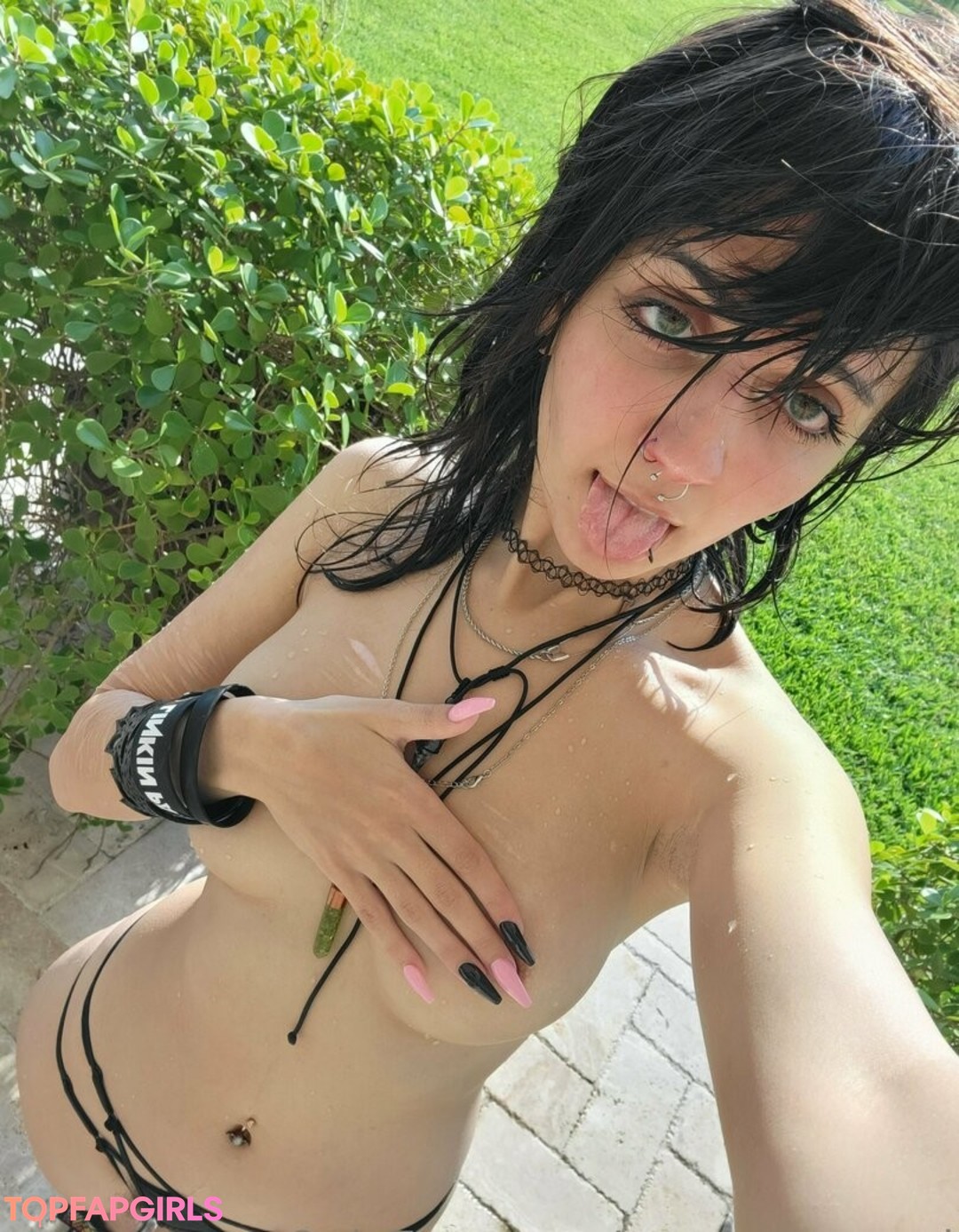 Naakte gelekte OnlyFans-foto van Emostonergorl #278 Naakte gelekte OnlyFans-foto van Emostonergorl #278