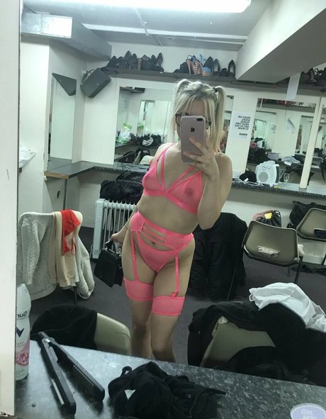 Naakte gelekte OnlyFans-foto van Missbonniexxxx