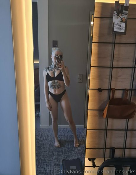 Naakte gelekte OnlyFans-foto van Ohshannonsucks