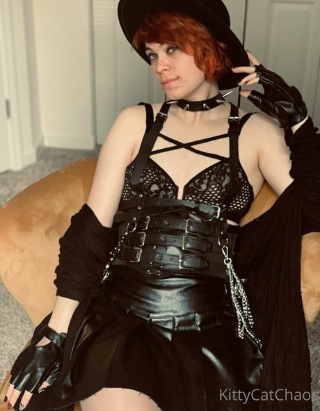 Naakte gelekte OnlyFans-foto van Ladylolaria
