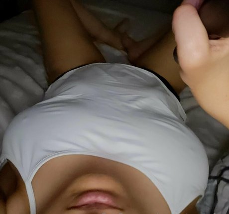 Naakte gelekte OnlyFans-foto van Tangentscrewfree