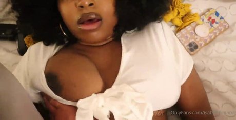 Naakte gelekte OnlyFans-foto van Isabellanoona