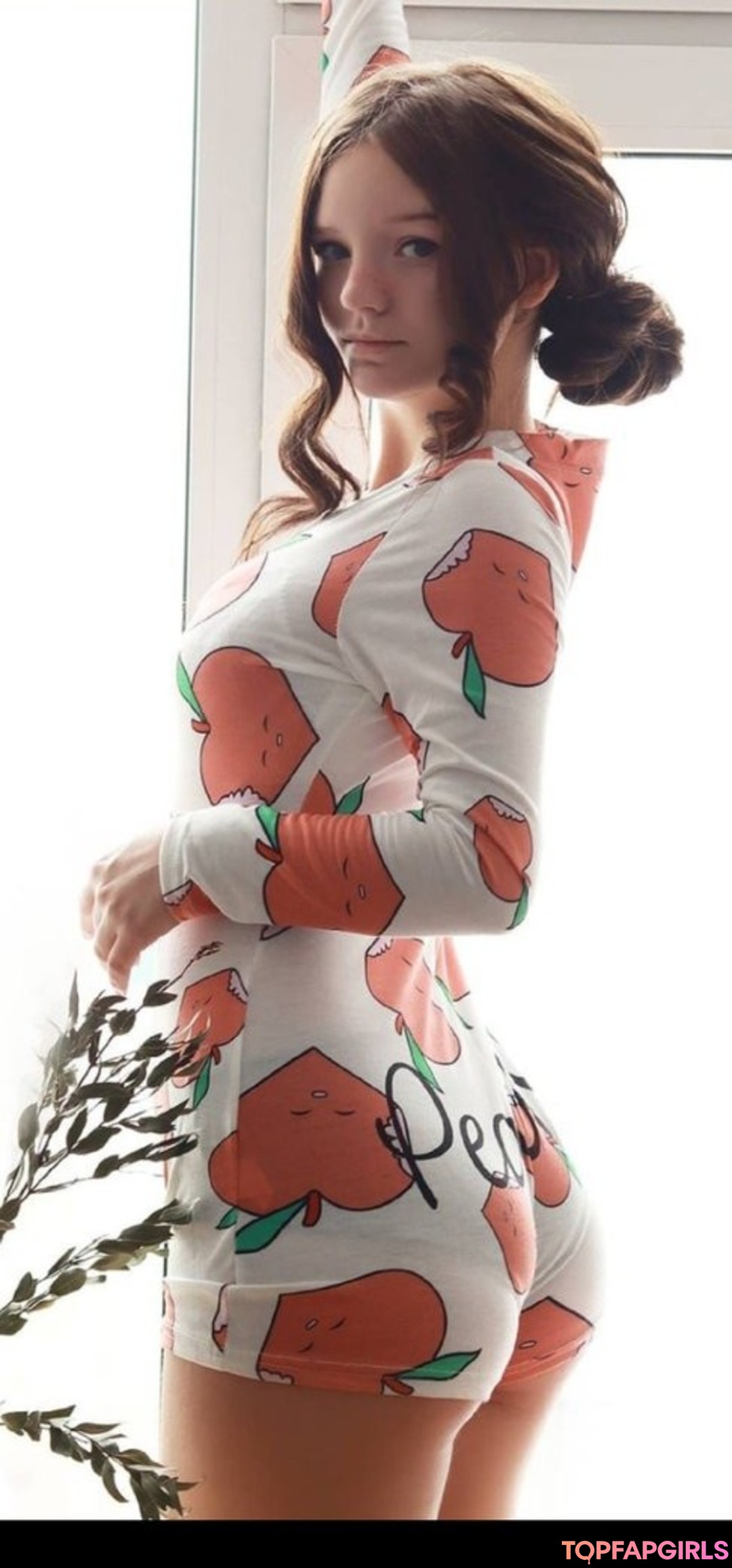 Naakte gelekte OnlyFans-foto van Lyvlas #1217