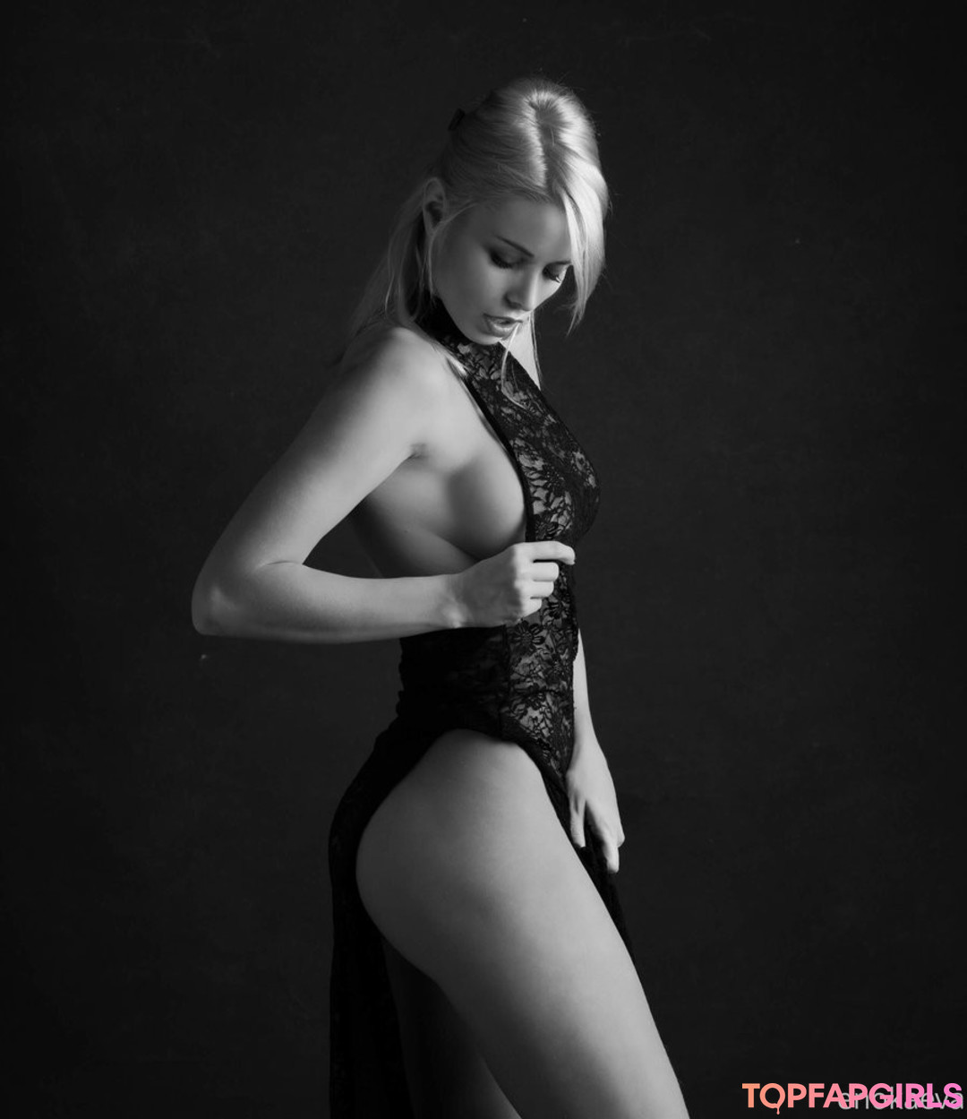 Naakte gelekte OnlyFans-foto van Ekaterina Enokaeva #1876