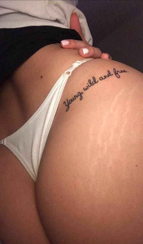 Naakte gelekte OnlyFans-foto van Sofiamontaner1