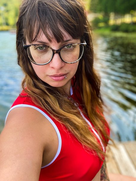 Naakte gelekte OnlyFans-foto van Ibiche