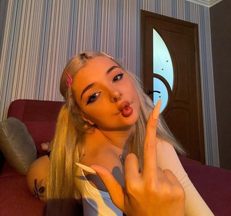 Naakte gelekte OnlyFans-foto van Nasteppa