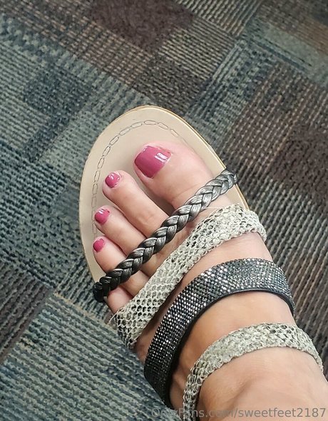 Sweetfeet2187