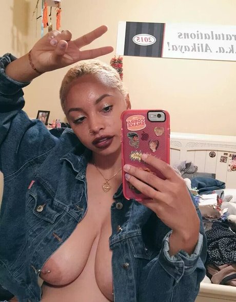 Naakte gelekte OnlyFans-foto van Bbywolf666