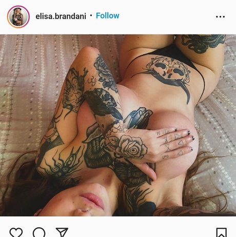 Naakte gelekte OnlyFans-foto van Elisabrandani