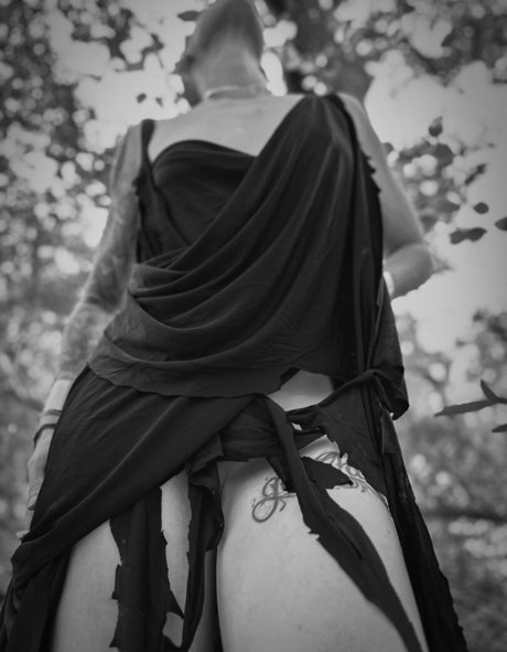 Naakte gelekte OnlyFans-foto van Comicbookgirl19