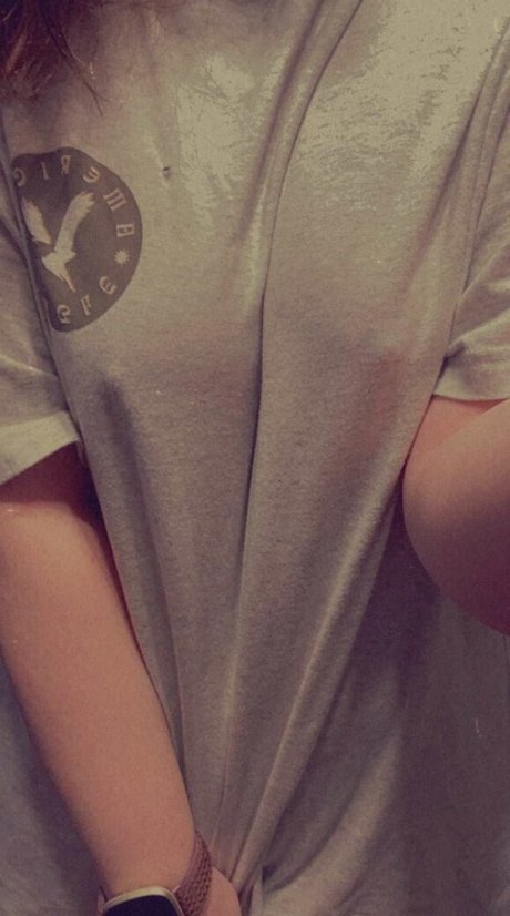 Naakte gelekte OnlyFans-foto van Kitsunamii