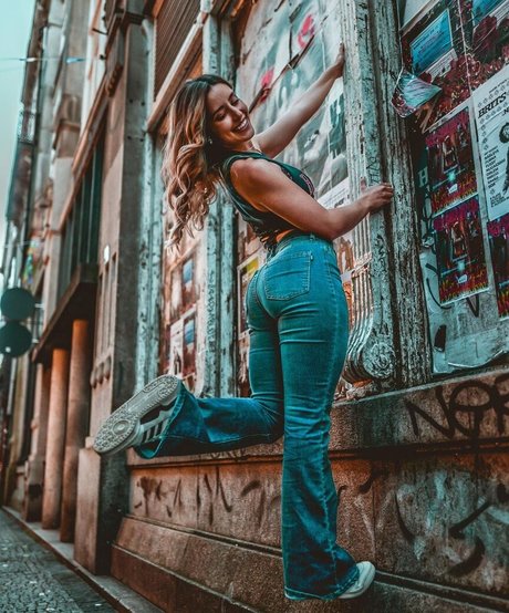Naakte gelekte OnlyFans-foto van Karii