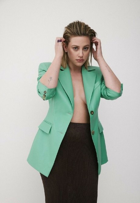 Lili Reinhart