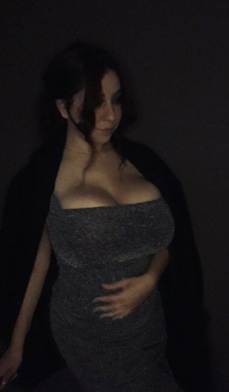 Naakte gelekte OnlyFans-foto van Josahandry Lia