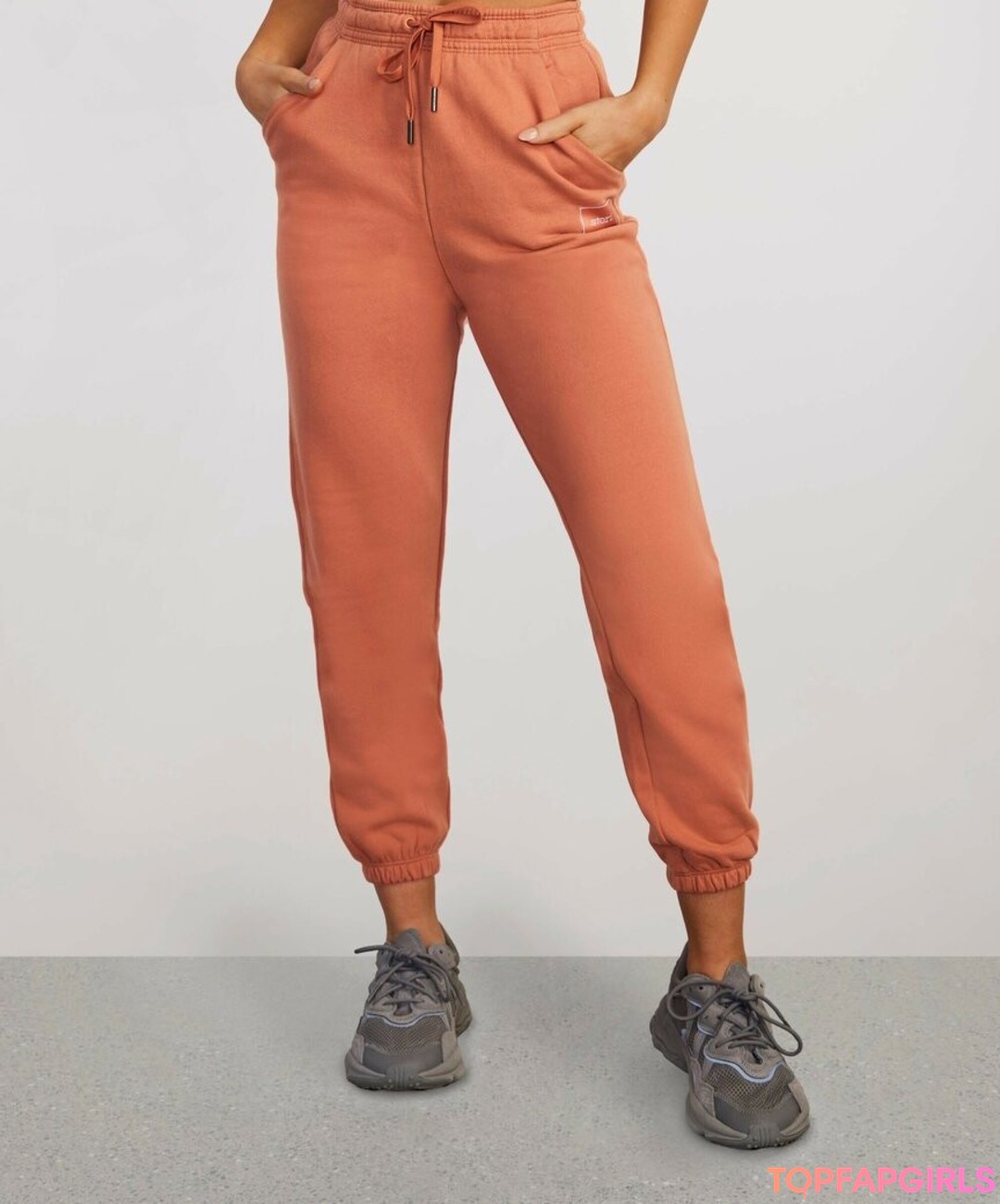 Naakte gelekte OnlyFans-foto van Ashley Marie Dickerson #1320