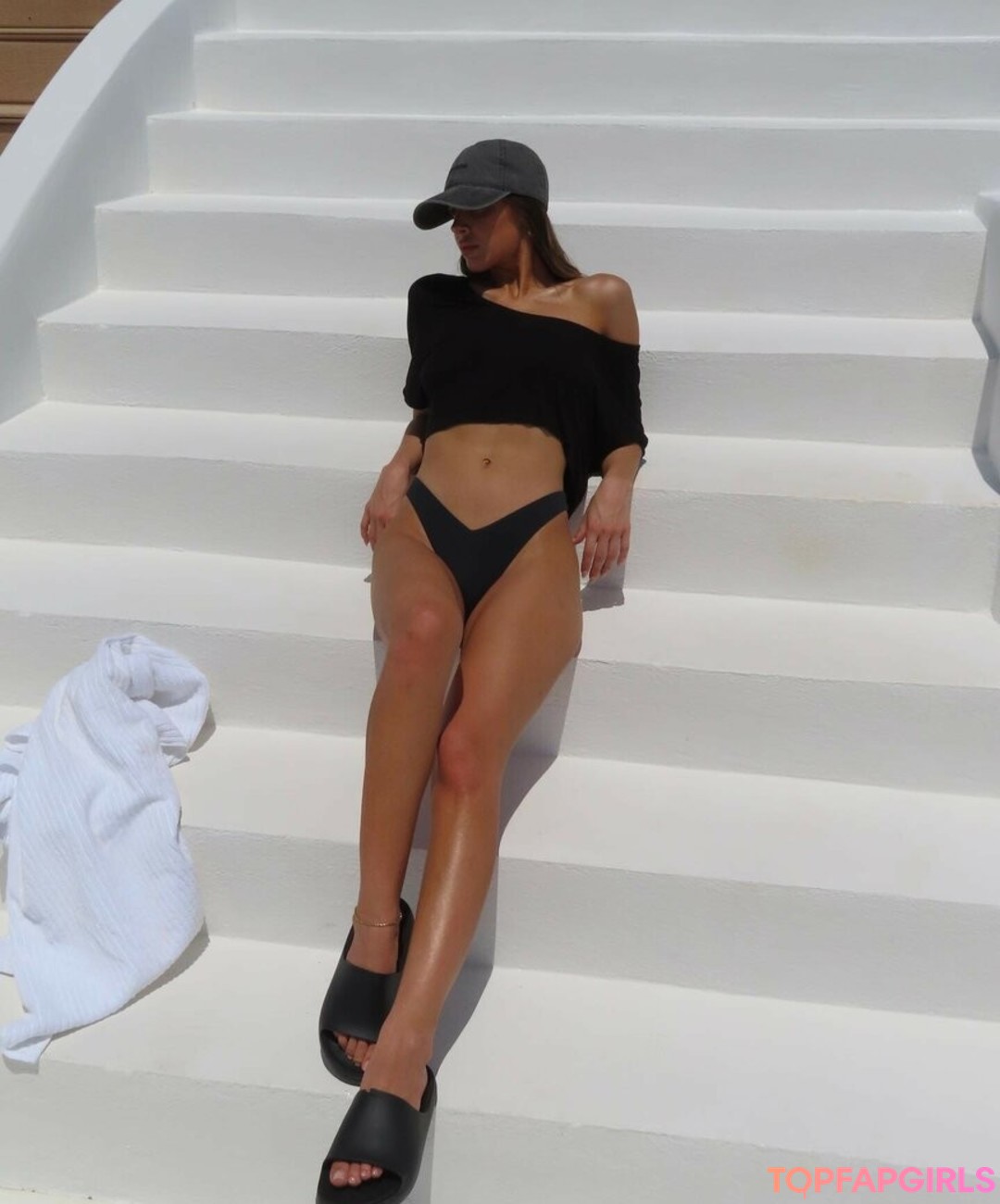 Naakte gelekte OnlyFans-foto van Ashley Marie Dickerson #1622