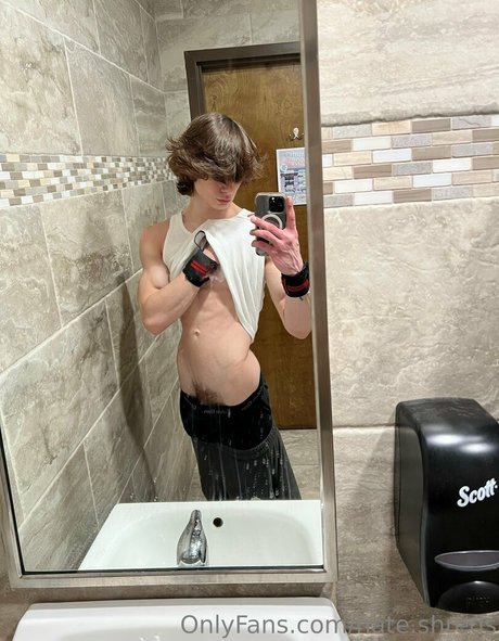 Naakte gelekte OnlyFans-foto van Nateshreds
