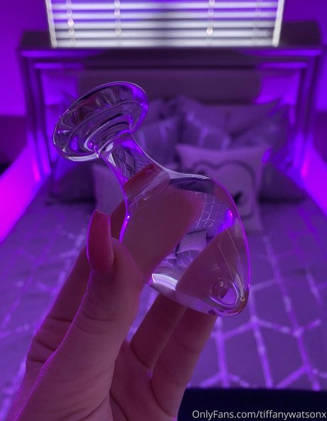 Naakte gelekte OnlyFans-foto van Tiffanywatsonx