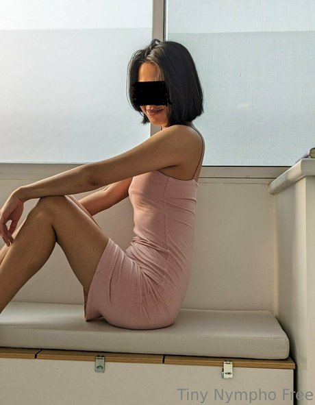 Tiny_nympho_free