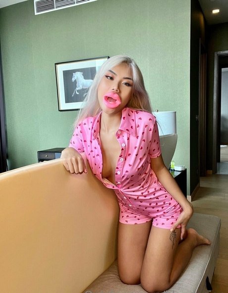 Blondasian