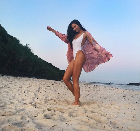 Naakte gelekte OnlyFans-foto van Jessica Green