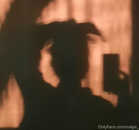 Valya_